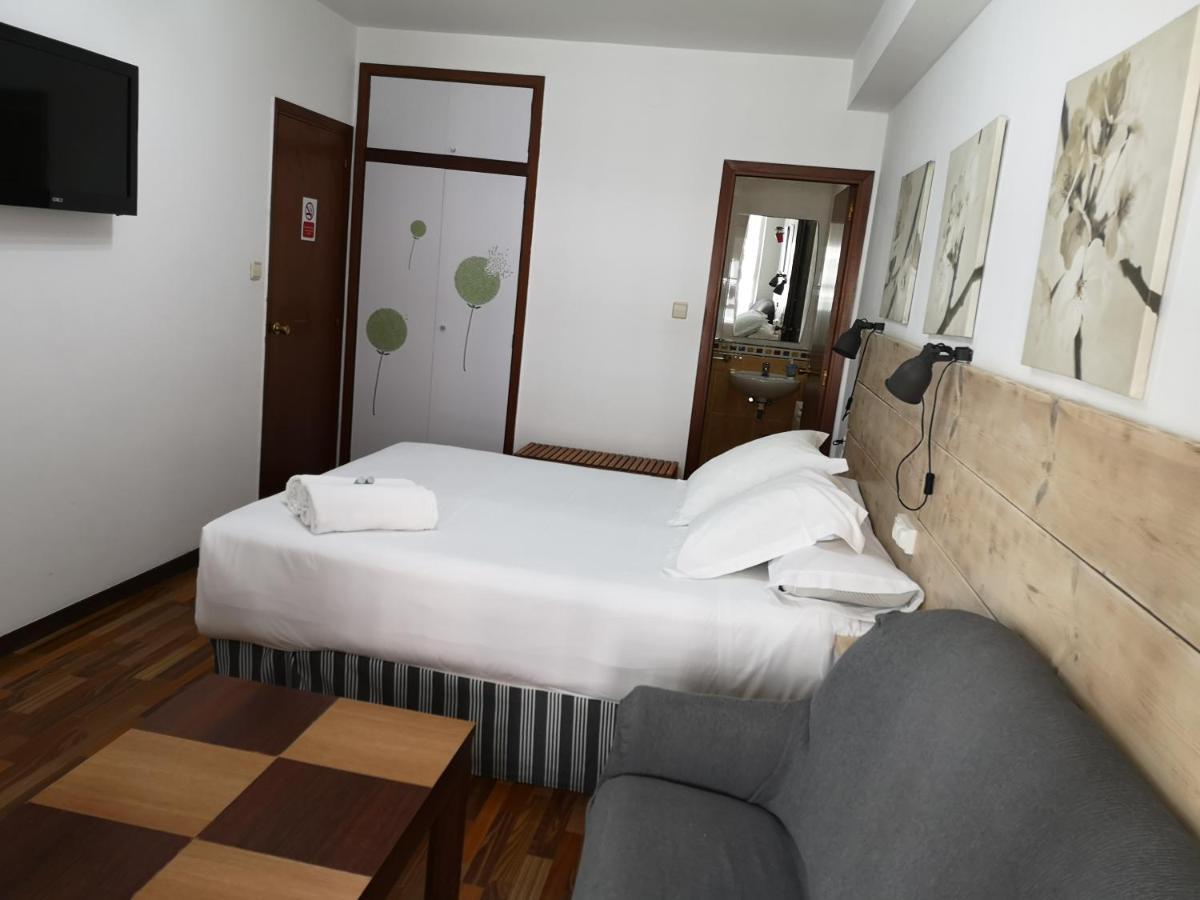 Hostal Carbonara A Coruna Luaran gambar